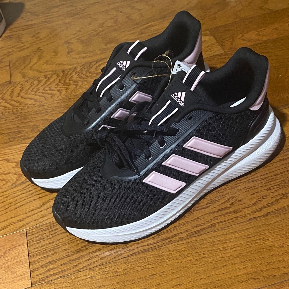 Adidas Women's Black and Pink Sneakers
